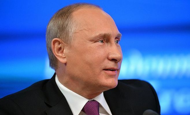 "Путин сидит на штыках с 7 мая 2012", - Сотник