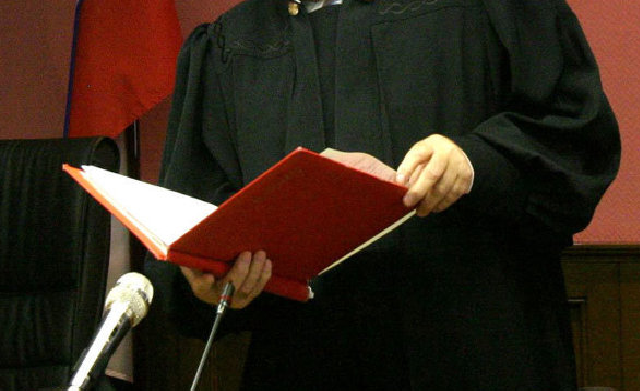 Апелляция решила, что Ликарчука по делу ВНО нужно судить