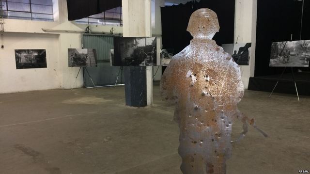 В Праге открыли фотовыставку об обороне Авдеевки