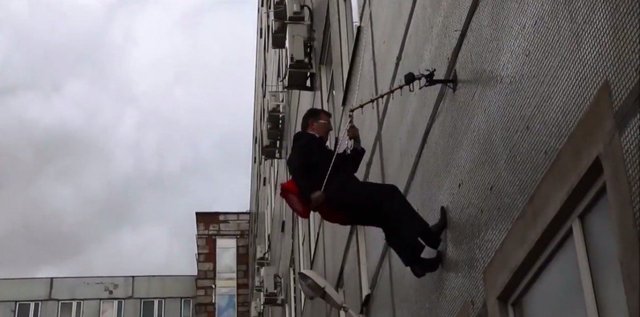 СМИ: Нападавший на Осмаева снимался в российской рекламе