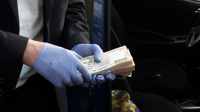 СБУ задержала на взятке собственного сотрудника — подполковника Управления СБУ в Черкасской области