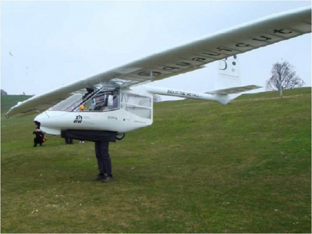 В Ровенской обл. разбился планер, погибли два человека