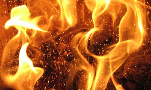 В Киеве на ВДНХ произошел масштабный пожар