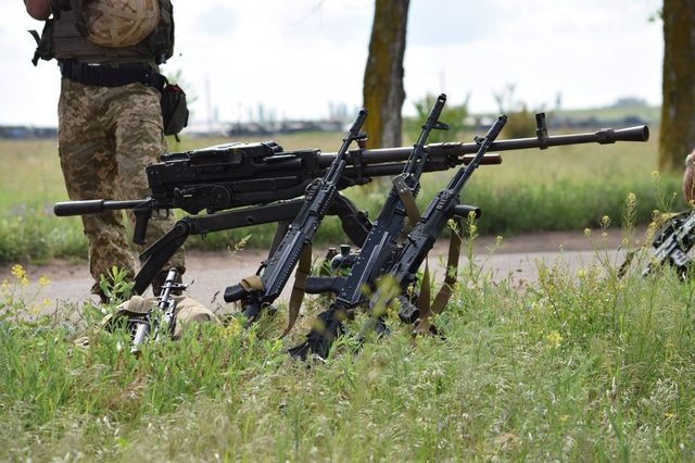 Сутки в АТО: 2 бойцов ВСУ погибли, 4 ранены