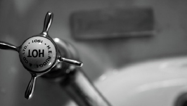 "Ситуация будет только усугубляться". Весь Киев рискует остаться без горячей воды