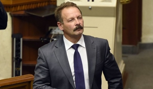 Стало известно, чем владеет нардеп Барна, протаранивший киевский трамвай