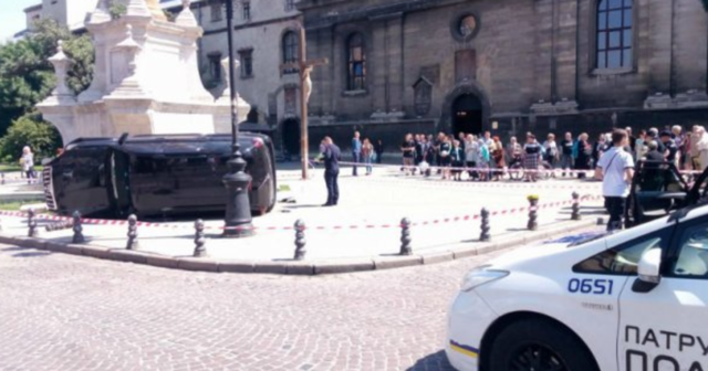 Смертельное ДТП во Львове. Появилось видео