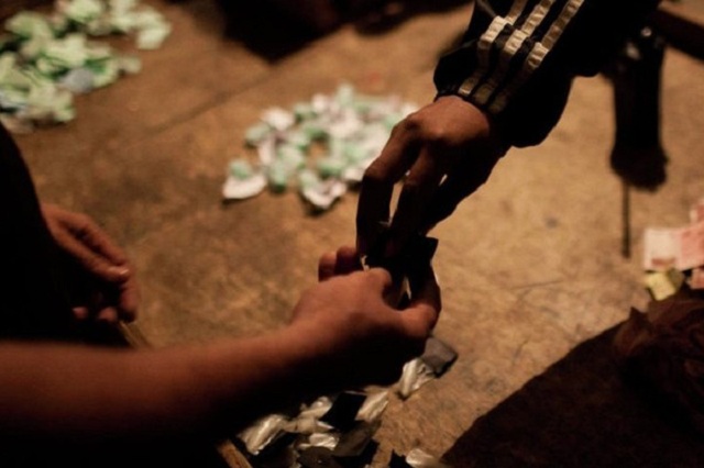 "Погоня за легкими деньгами": СМИ рассказали, как тысячи украинцев стали рабами в России