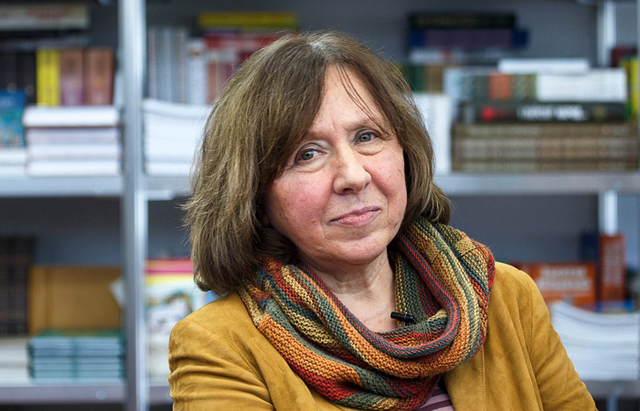 Алексиевич жестко пояснила россиянам, кто вторгся на Донбасс