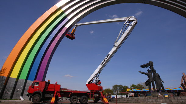 В Киеве хотят демонтировать еще 28 памятников: что думают жители столицы о декоммунизации