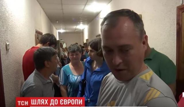 Путь в Европу: жители ОРДО активно оформляют биометрические паспорта