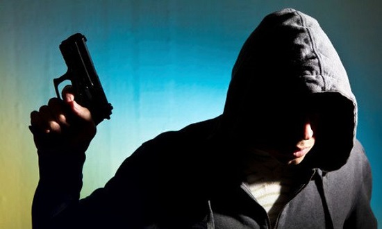 В посёлке Счастье убийца расстрелял целую семью из-за металлолома