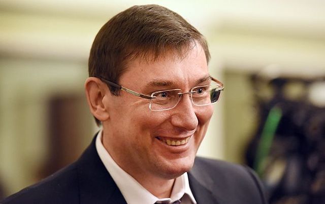 Луценко внёс в Раду представление на задержание и арест Розенблата