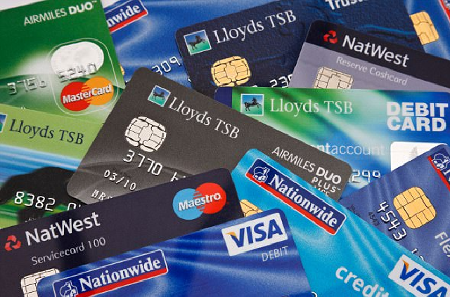 Гонтарева решила напоследок поднести свинью украинцам. Скинуть деньги на карточку — станет проблемой