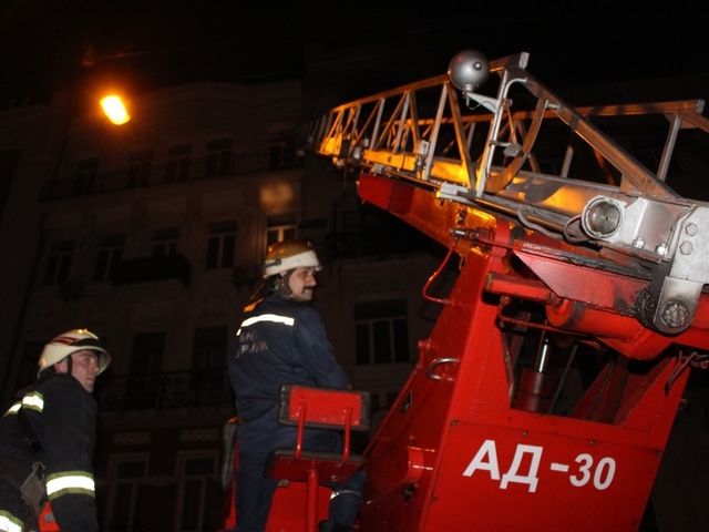 В Киеве произошел масштабный пожар: среди пострадавших – ребенок