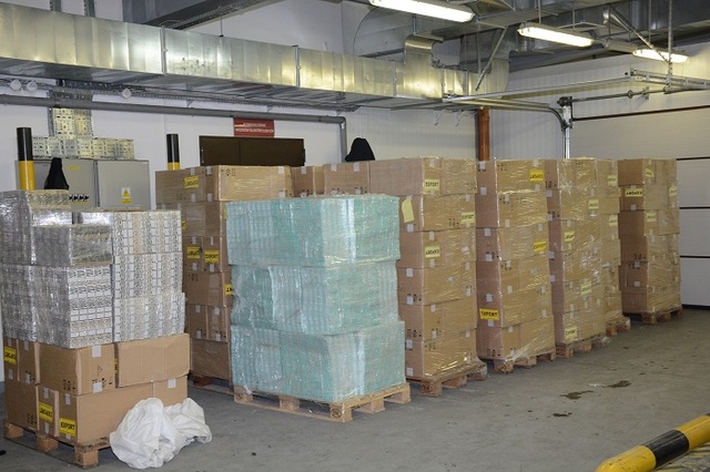 Контрабанда вместо благотворительности: как на Полтавщине гуманитаркой торгуют