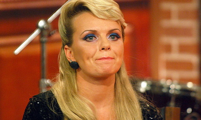 Замість державної мови – грубощі: відома акторка "поскандалила" з українським телеканалом