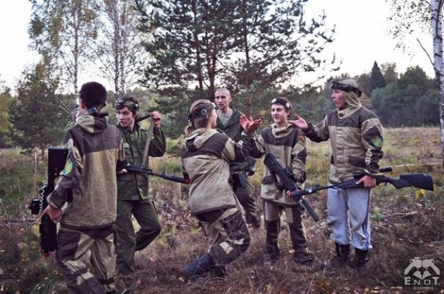 Госдеп США: боевики на Донбассе используют детей как живой щит или как солдат