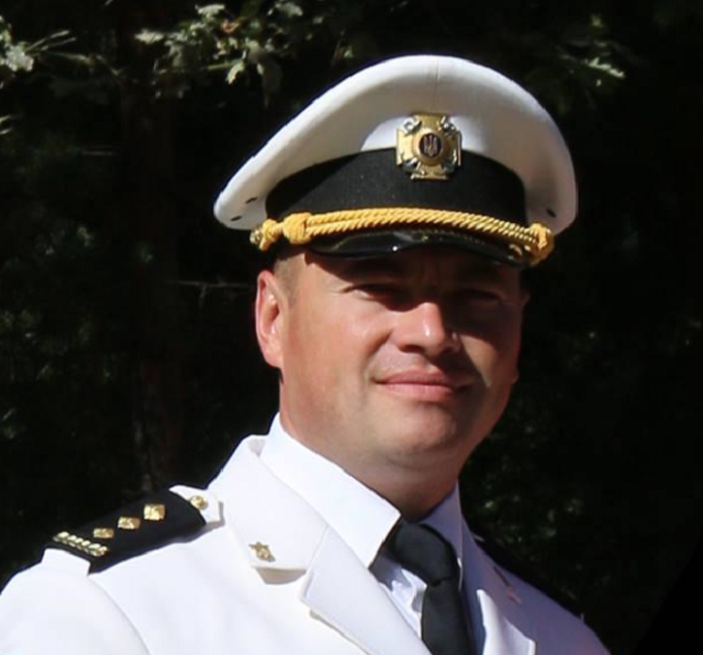 В Киеве прощаются с погибшим офицером разведки Шаповалом