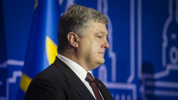 Порошенко прилетел в Страсбург с нерадостным визитом