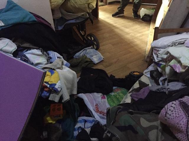 В Киеве в общежитии для переселенцев активисты устроили погром