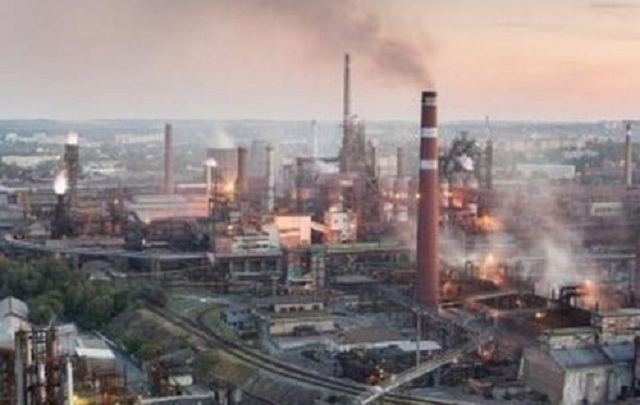 На отжатом Донецком металлургическом заводе случилась авария