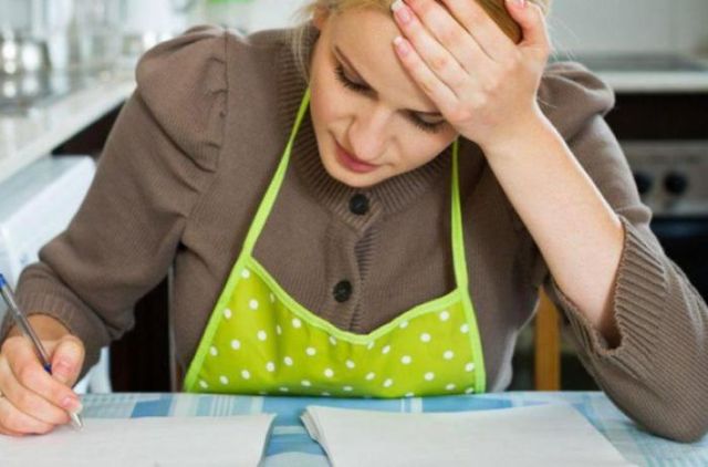 Нові ціни за світло здивують українців