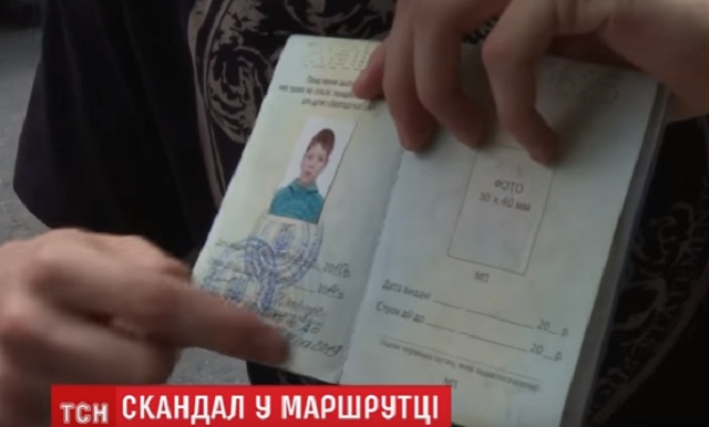 І знову маршрутник: У Херсоні озвірілий водій побив підлітка-пільговика на очах у пасажирів