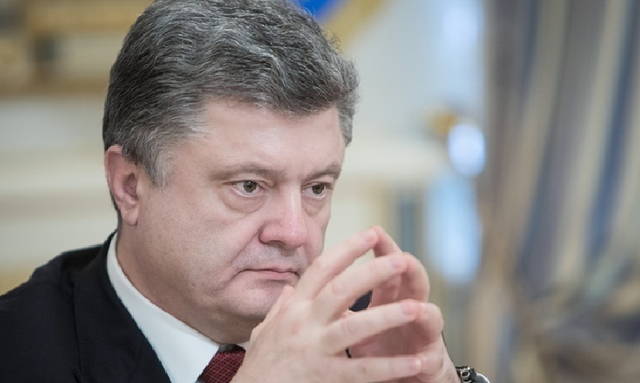 Порошенко знищив Садового, вдарив по Турчинову і Авакову, на черзі Тимошенко – експерт