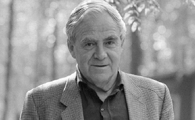 Стало известно о смерти в России известного писателя-сторонника Украины