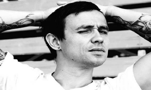 Видео с жестами публики в Москве и Киеве вызвало негодование