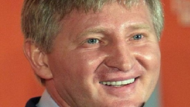 Ахметов отключил горячую воду более 1 тыс. домов в Киеве