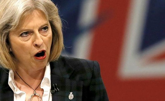 Премьер Британии встретила Гройсмана в жутких леопардовых туфлях