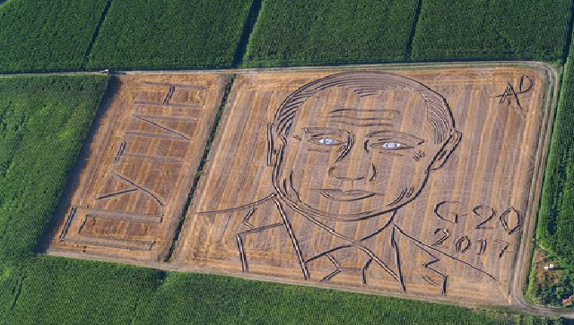 Писатель умоляет российского президента ввести войска в Италию