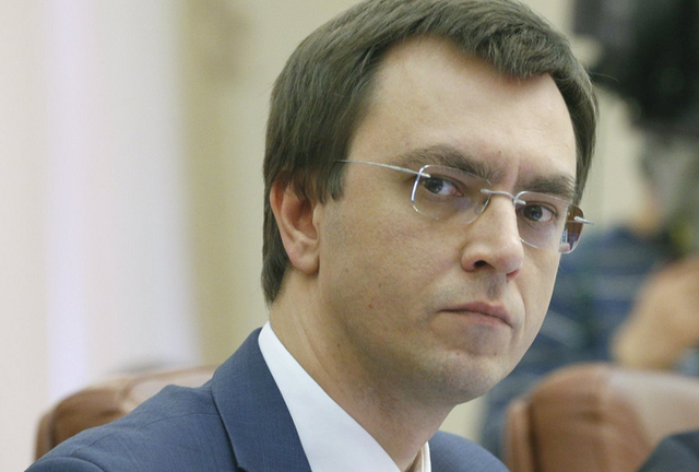 Министр инфраструктуры "впал в депрессию" после посещения туалета на вокзале Николаева