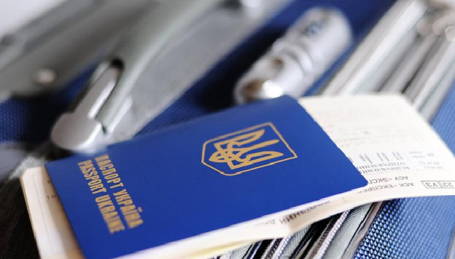 Месяц безвиза: в Украине озвучили статистику по поездкам в Европу