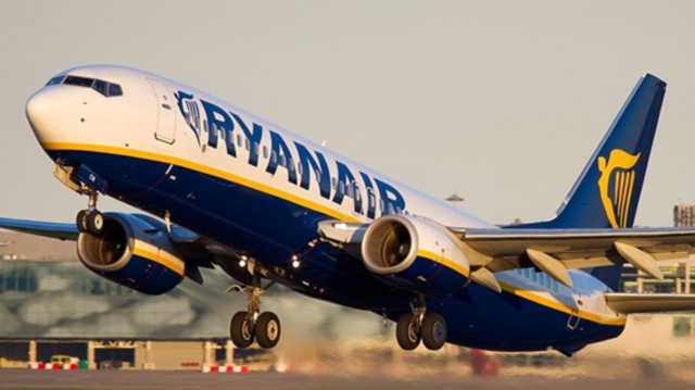  Ryanair:      
