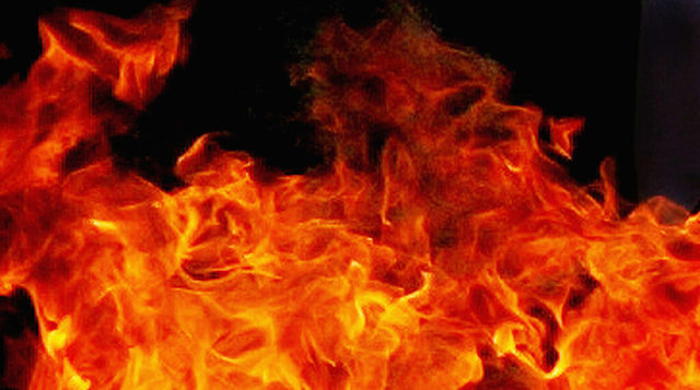 В центре Киева взрыв и столб огня