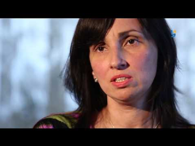 "Не дам померти": як жінка-волонтер рятує військових із полону у бойовиків (відео)