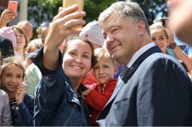 Блогер: у Львові з Порошенком сталось те, чого ніхто не чекав