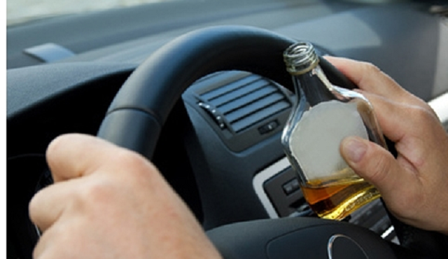 Водителям в Украине грозят спецоперации по отлову пьяных за рулём