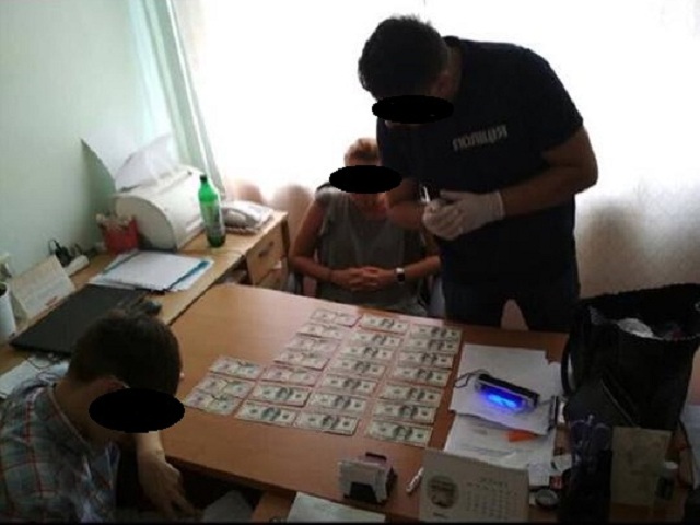 В Одесской области чиновник «погорел» на земельной взятке в $ 3 тысячи