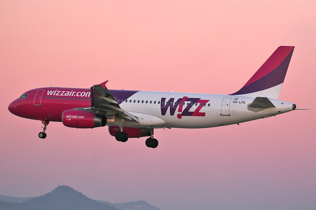 Wizz Air    Ryanair  