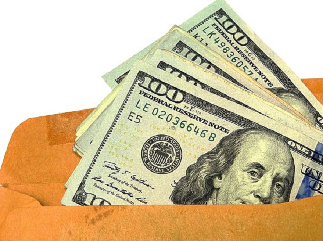 Политическая коррупция в Херсонском горсовете: сколько стоит депутат Елена Мазур