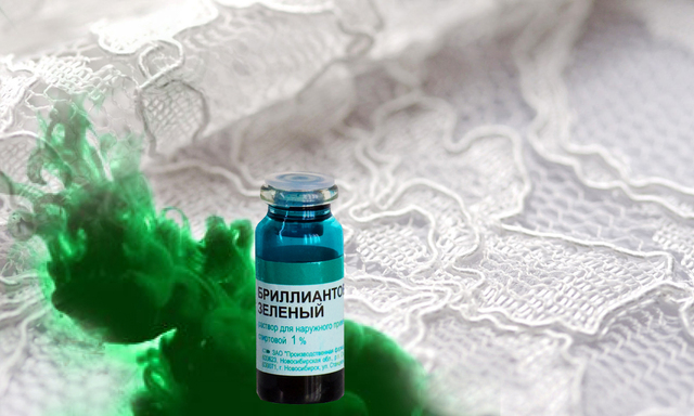 В Одессе судью облили зеленкой: она попала в больницу