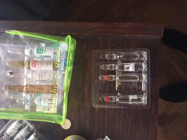 Медработки Киева продавали наркозависимым психотропные препараты