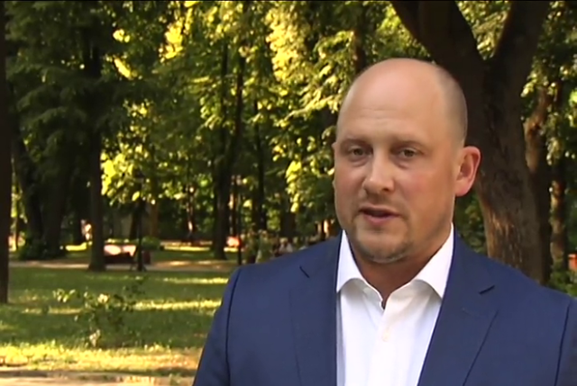 В Киеве снова подрались нардепы: пострадали Каплин и петух