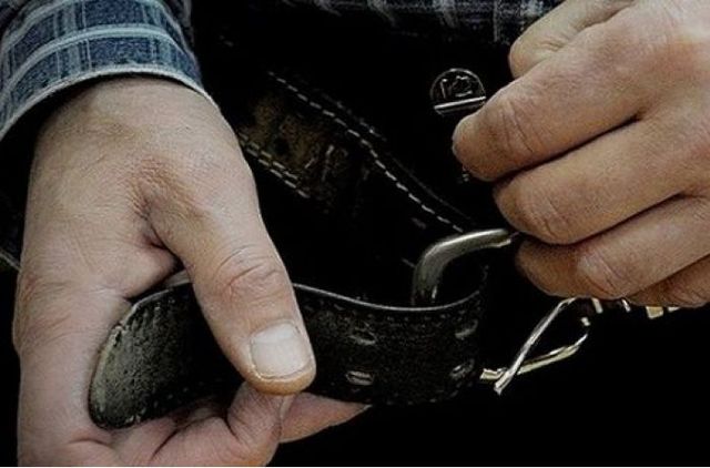 В Днепре задержали педофила, который увозил своих жертв на остров