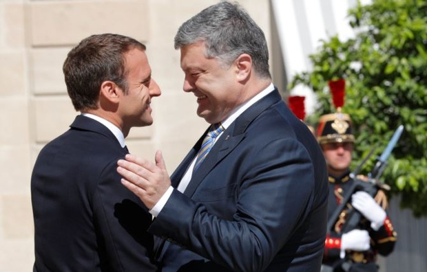 Макрон анонсировал телефонный разговор Нормандской четверки по Донбассу