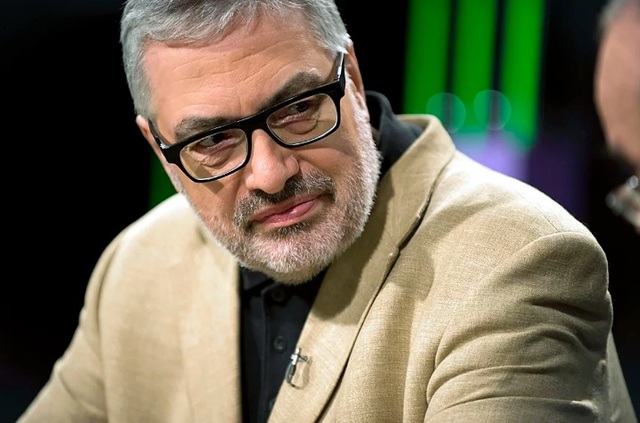 Павел Фельгенгауэр: Россия готовится к трем войнам одновременно